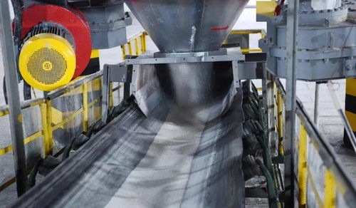 新疆宜化4060項目試生產(chǎn)尿素產(chǎn)品順利下線